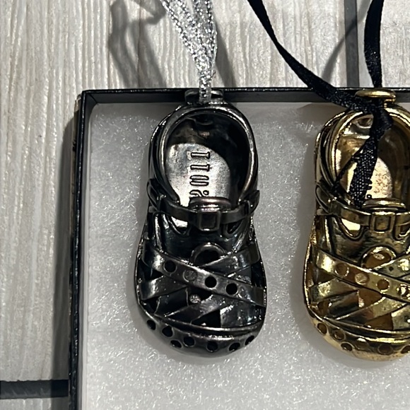 Set of 4 Clog Shoe ornaments - Picture 2 of 9